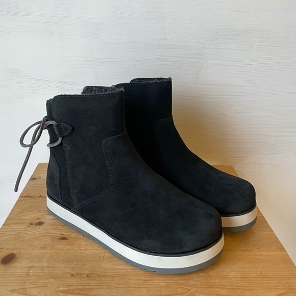 *SOLD* Merrell Juno Bluff Polar Waterproof Snow Boots NWOT! Size: 6 - Picture 5 of 9